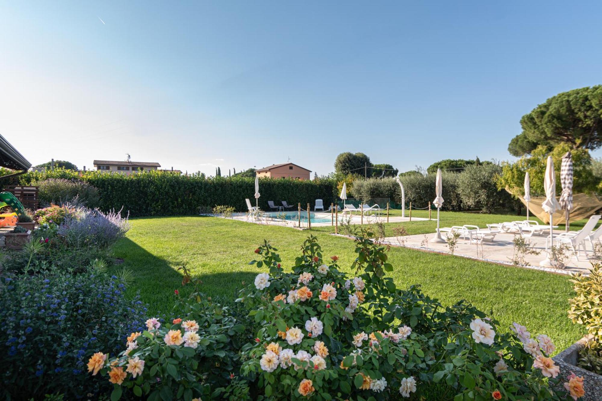 לינה וארוחת בוקר באסטיה אומברה Rosa Di Assisi מראה חיצוני תמונה